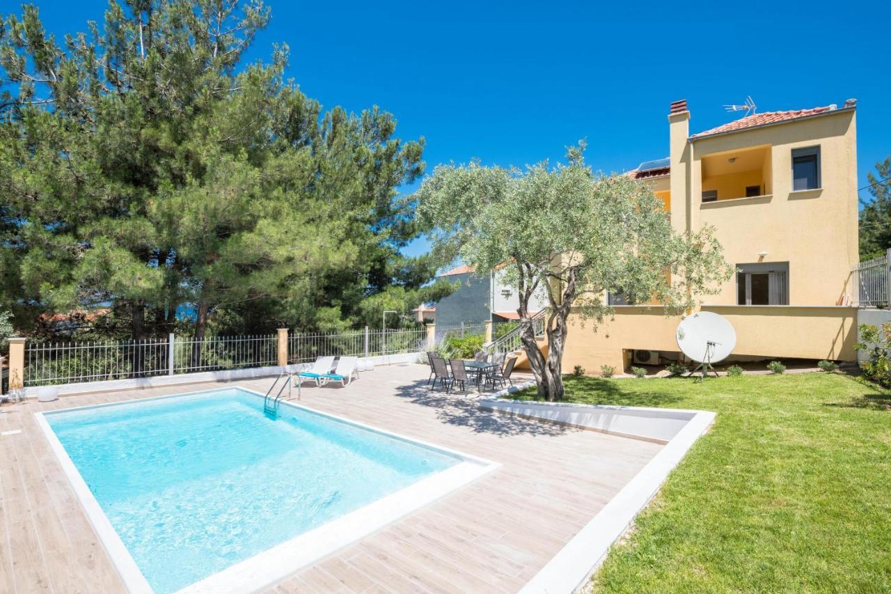 Louloudis Pool Villa Skala Rachoni  ภายนอก รูปภาพ